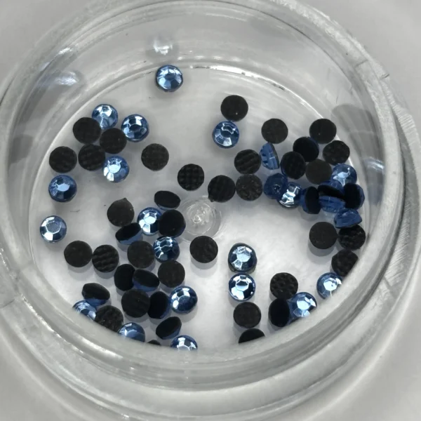 Pietre pentru decor în borcănaș