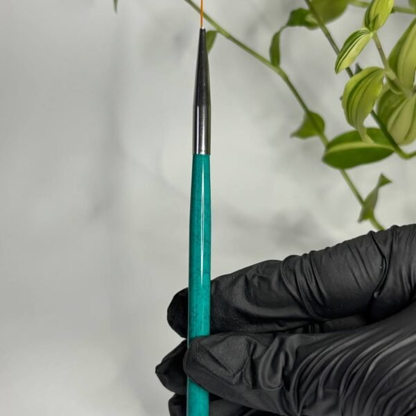 Pensulă pentru french design pestriț